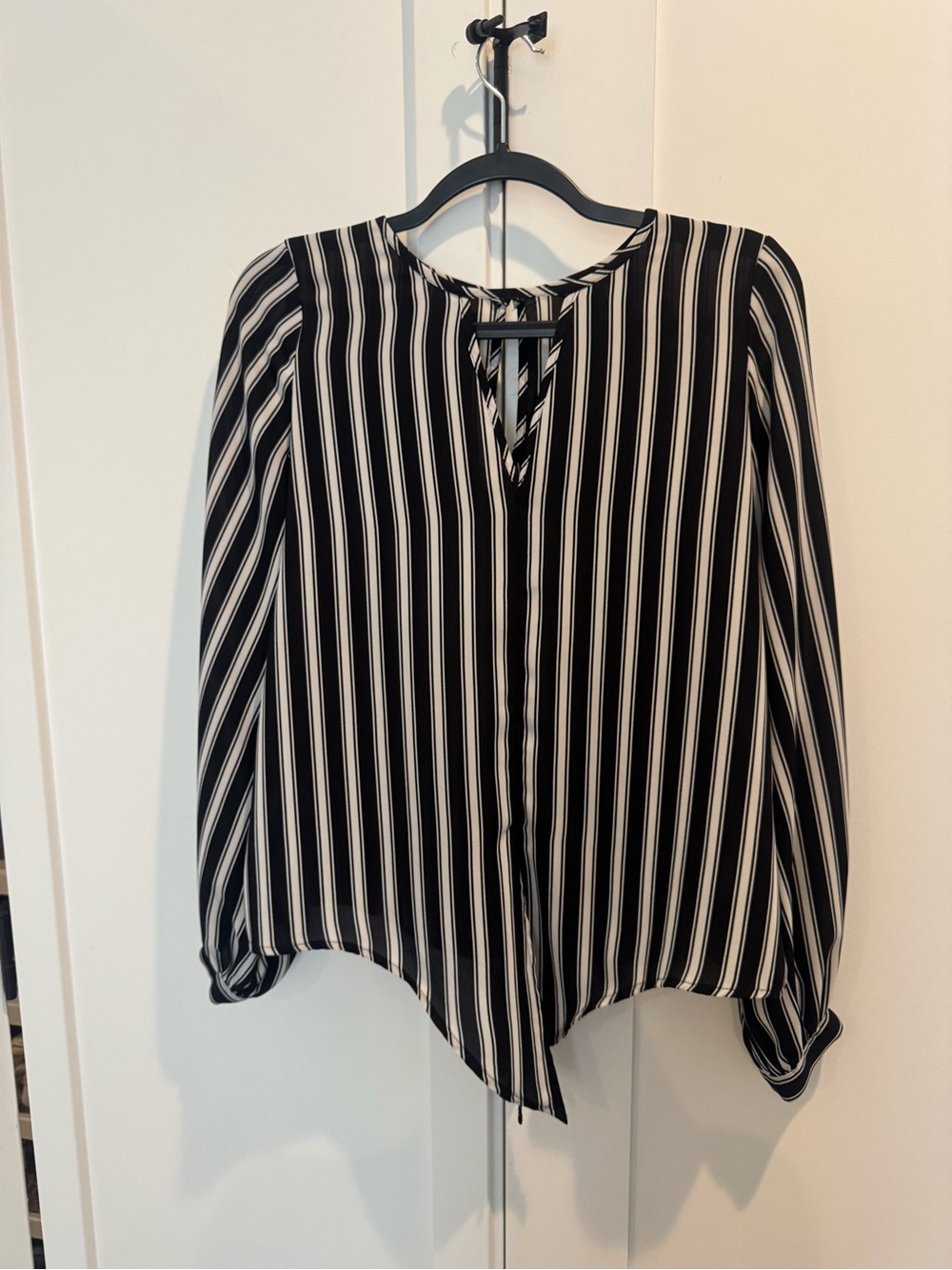 Express Black & White Vertical Stripe Long-Sleeve Blouse